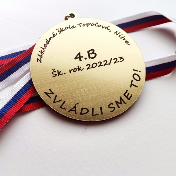 zlatá medaila so stuhou
