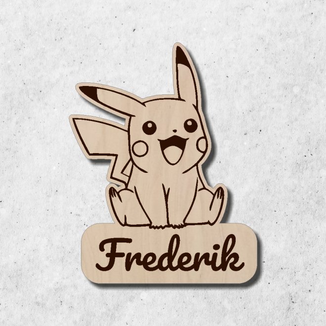 Detská menovka Pikachu — samolepiaca akrylátová menovka na dvere izby 7,8×10 cm