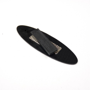 Magnetická oválna menovka na odev — akrylátová menovka pre čašníkov a personál 10 × 3 cm