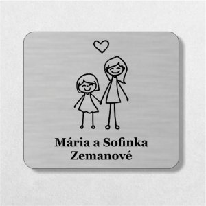 Menovka na dvere mama a dcéra — samolepiaca akrylátová rodinná menovka 10×8,8 cm