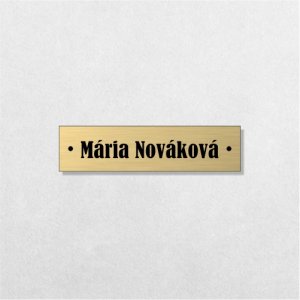 Úzka menovka s dierkami 8 × 2 cm