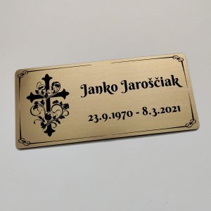 Tabuľka na hrob s ornamentom — plastová náhrobná tabuľka 20×9 cm, laserové gravírovanie