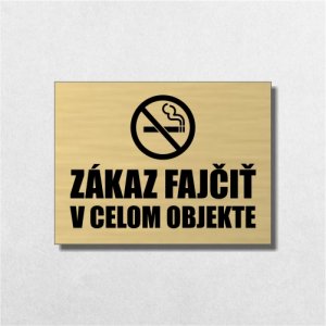 Tabuľka Zákaz fajčiť v celom objekte — informačná tabuľka 20×15 cm