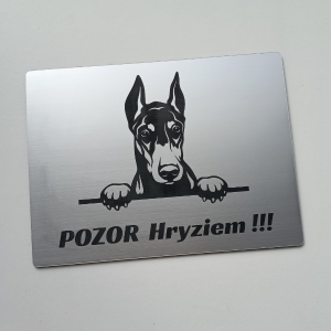 Tabuľka Pozor pes Doberman 3