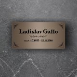 Tabuľka na hrob s ornamentom 2 — plastová náhrobná tabuľka 30×20 cm, laserové gravírovanie
